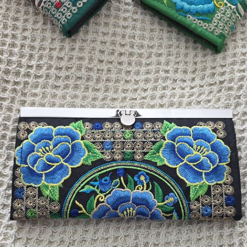 Embroidered Floral Clutch - Black and Blue
